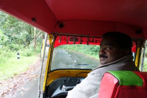 munnar_tuktuk